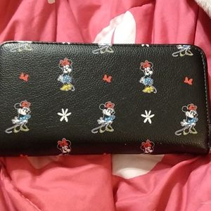 DISNEY MINNIE MOUSE WALLET
